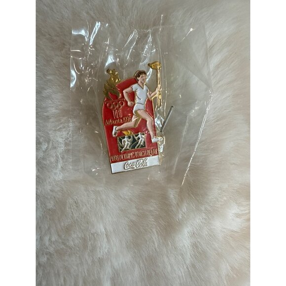 Olympics Torch Relay Coca-Cola 1996 Atlanta  Lapel Pin NEW - Picture 1 of 2